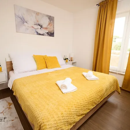 Apartman Eukaliptus-umag-50m From The Sea