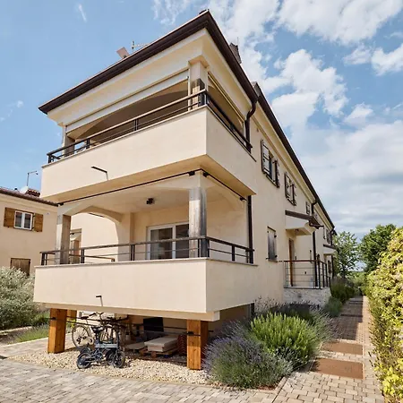 Eukaliptus-umag-30m From The Sea *